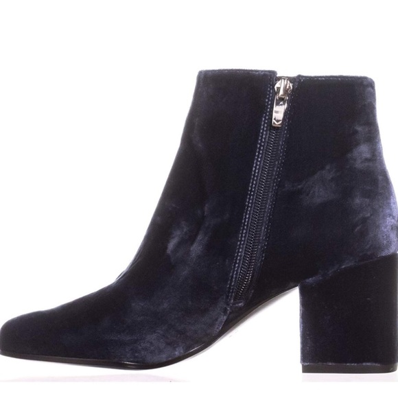 Via Spiga Blue Maury Velvet Block Heel Booties - Picture 2 of 8